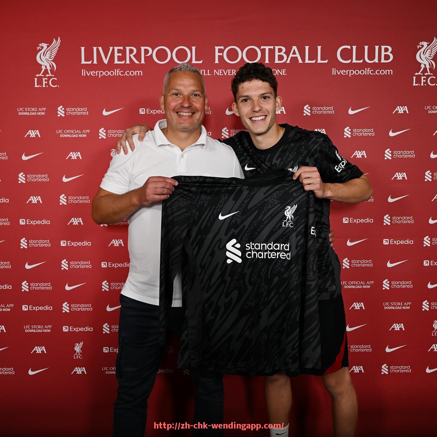 问鼎娱乐官网-新浪平台发布西甲赛程表与直播链接速览